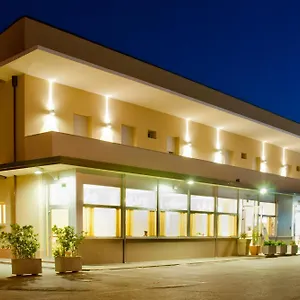 hotel-ristorante-cesare.emilia-romagnahotels.net/